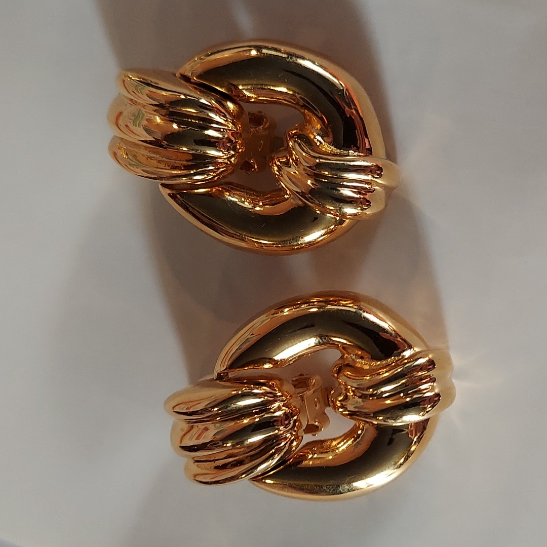 Vintage Essex Gold-Plated Chunky Door Knocker Clip-On Earrings